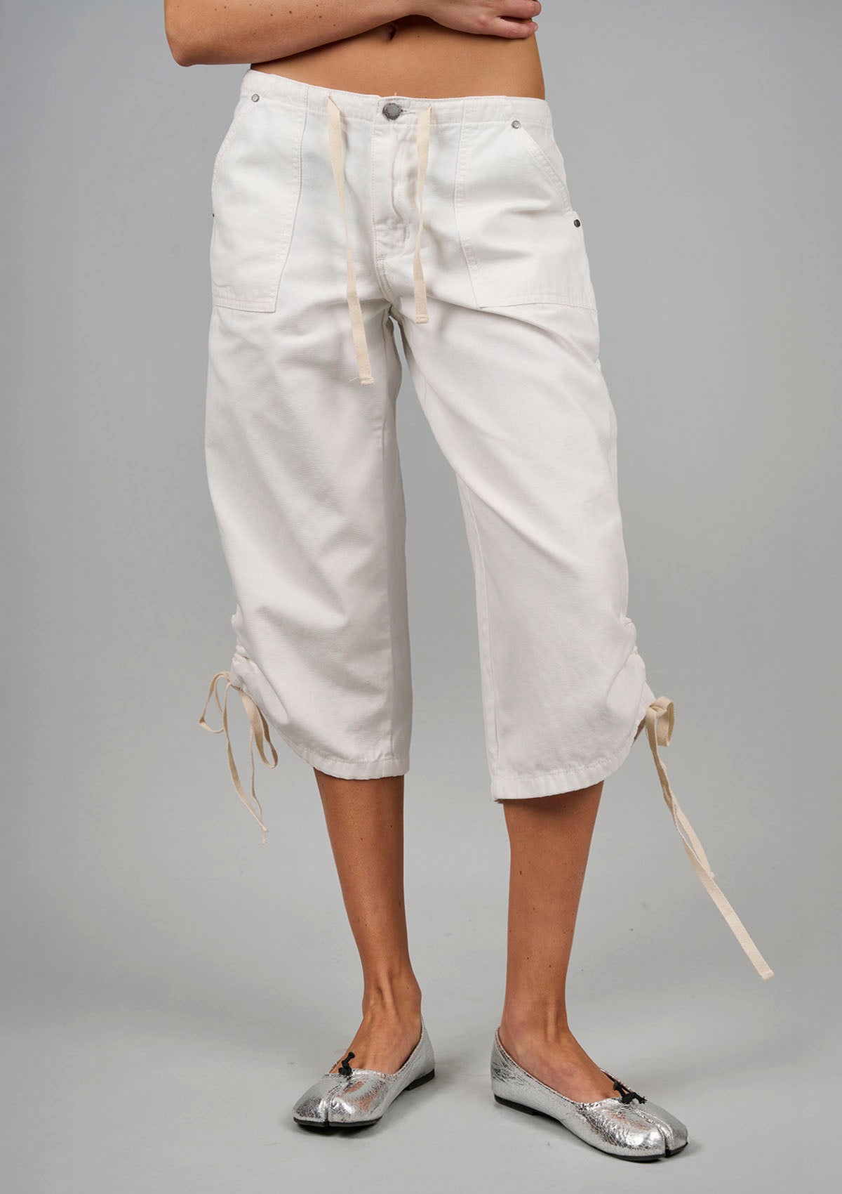 Big Bully Capri Pant - White