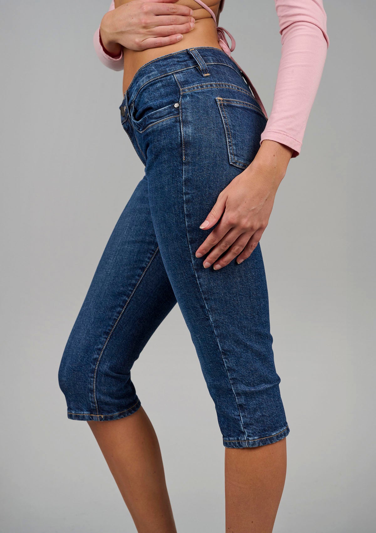 'Little Gath’ Capri Jean - Dark Vintage Blue