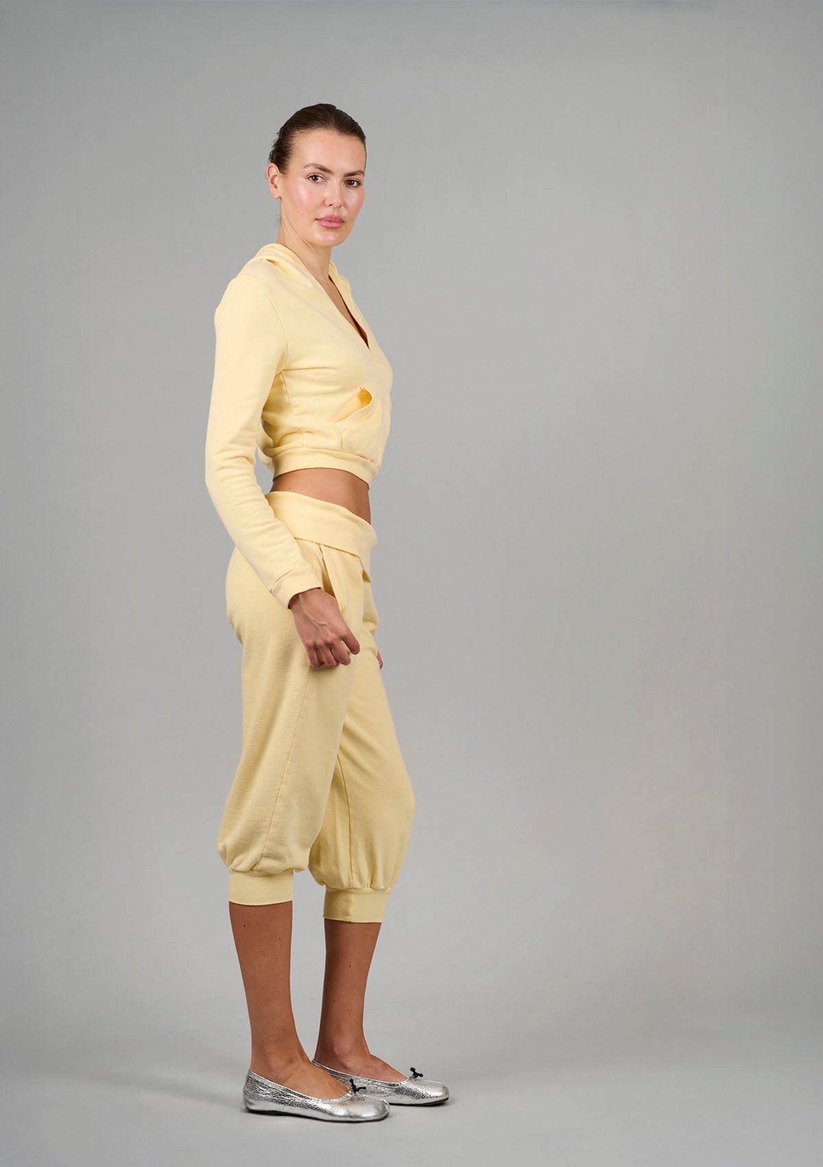 Weekender Capri Track Pant - Lemon