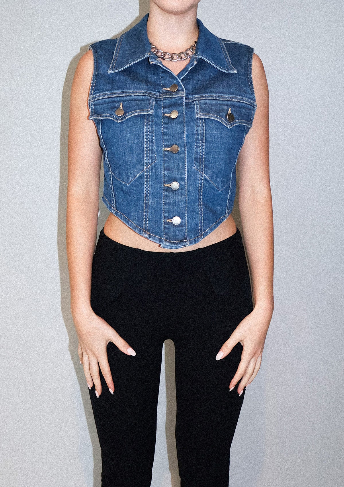 Bella Cropped Vest Jaded Wash