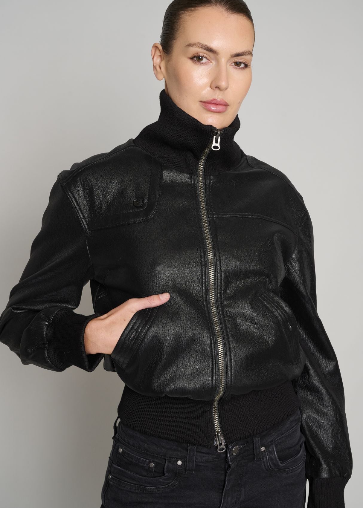 Free Money Jacket - Black