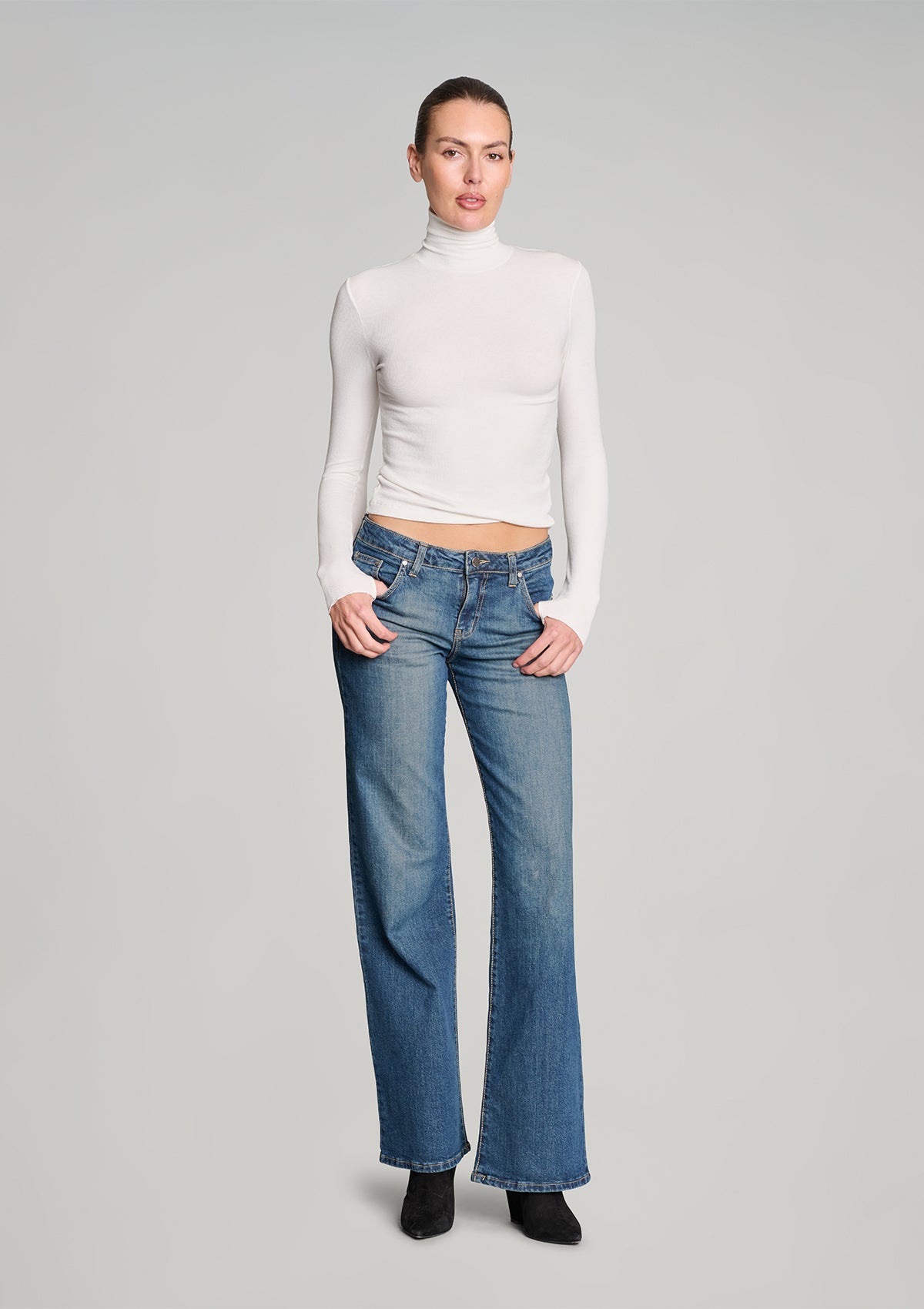 Secret Agent Rib Turtleneck Top - Vanilla