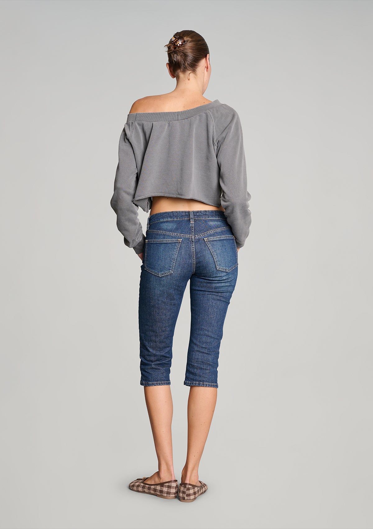Weekender Crop Sweat - Pigment Black
