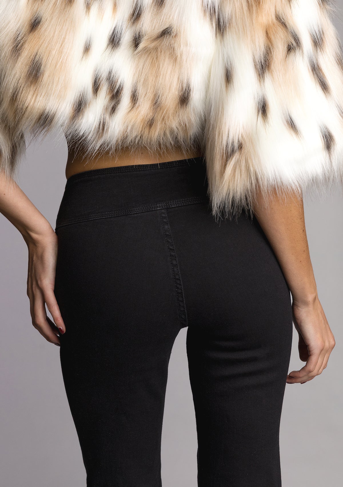 Little Fur Coat - Snow Leopard