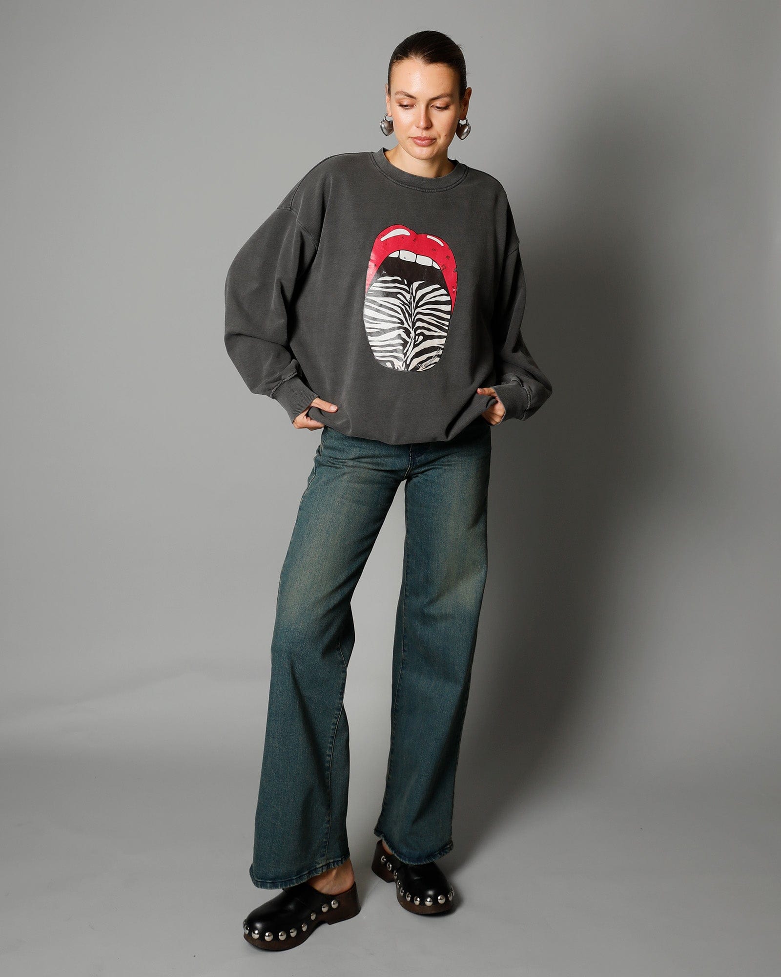 Debbie Zebra Lips Sweatshirt - Pigment Black