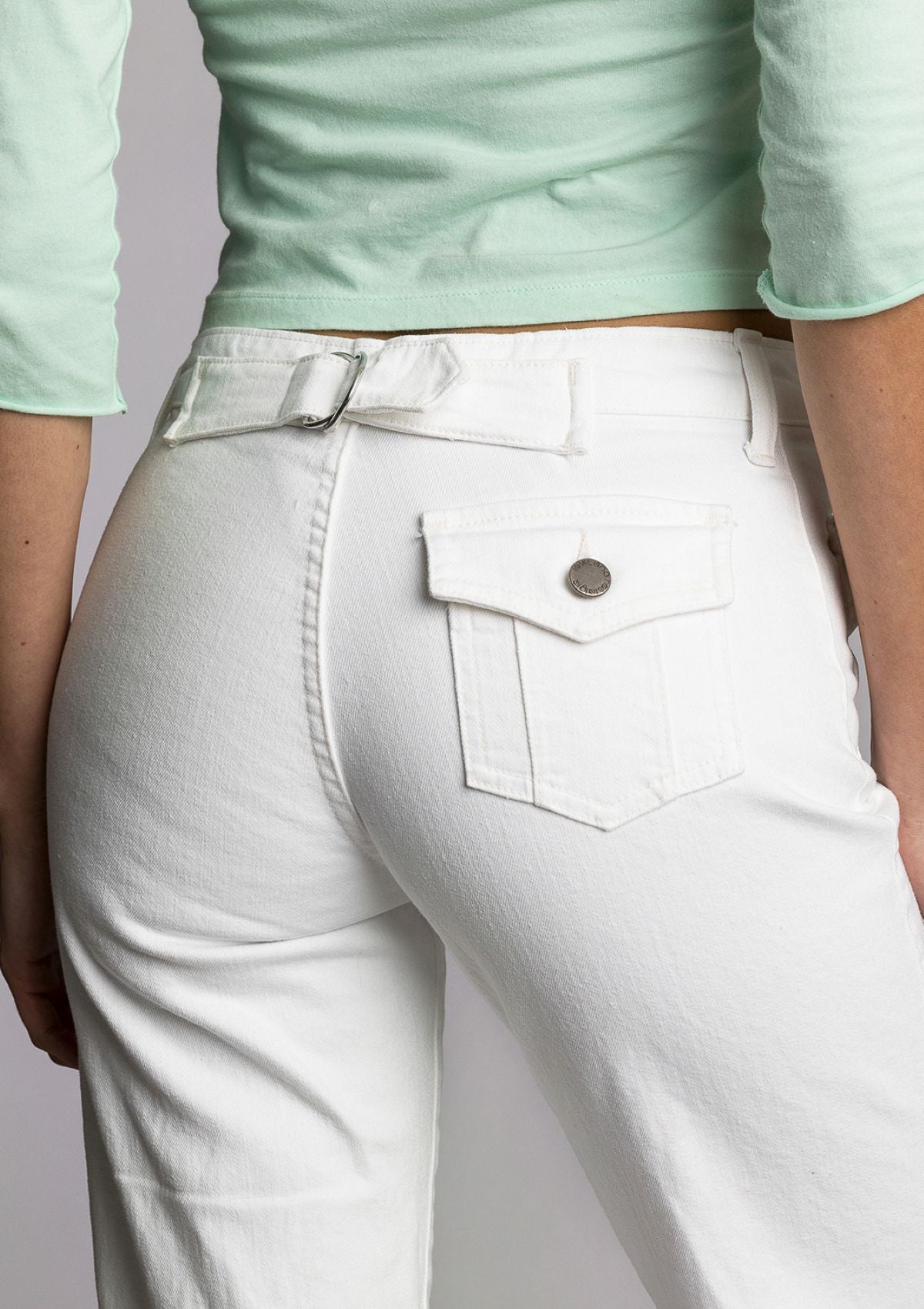 Patch Pocket Bob Jean - White