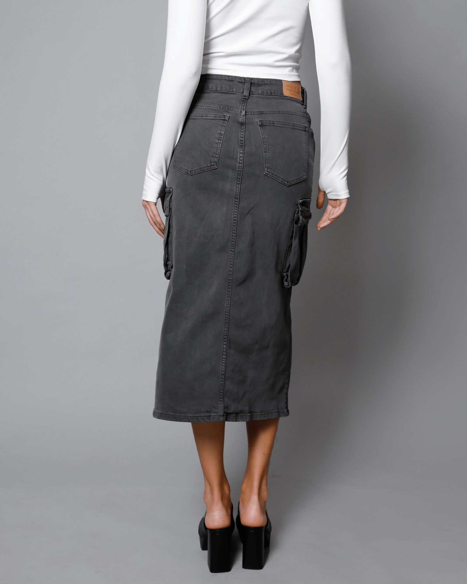Bianca Cargo Midi Skirt - Pigment Black